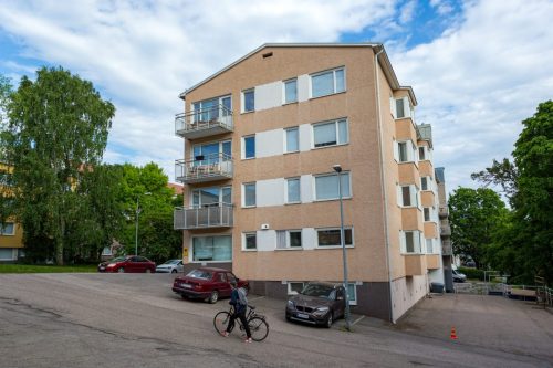 Orioninkatu 9 päätyä Vegankujalla
