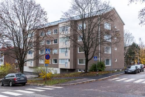 Vellamonkatu 7-9